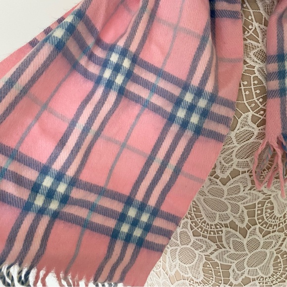 NEW Burberry Cashmere Pink Blue Plaid Scarf - Picture 4 of 5
